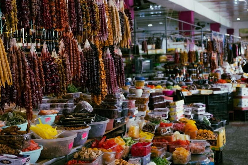 Tbilisi: Street Art & Dezerter Bazaar Tour w/ Tastings - Why This Tour Works: The Good, The Bad, and The Unique