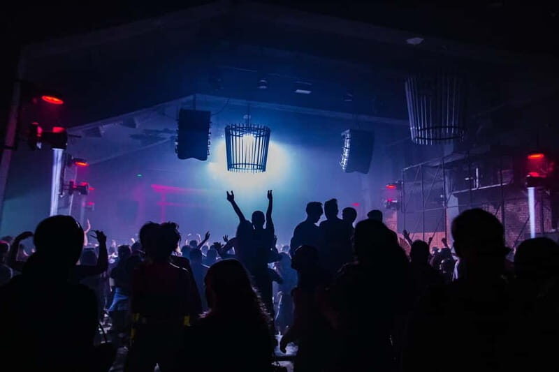 Tbilisi: The First Night with Welcome Drinks - An In-Depth Look at the Experience