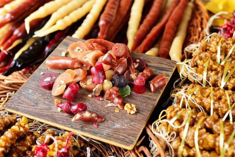 Tbilisi: Top 20 Highlights Guided Walking Tour with Tastings - Why This Tour Stands Out