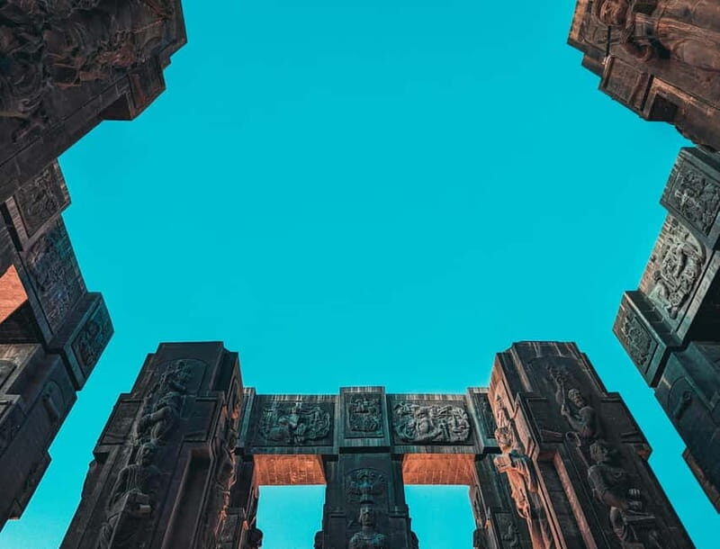 Tbilisi: Transfer & Guided Tour to The Georgian Stonehenge - Exploring the Georgian Stonehenge: What to Expect