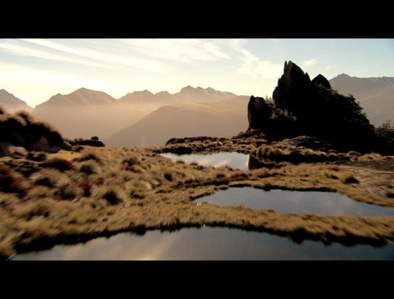 Te Anau: Hidden Lakes and Mountains - Key Points