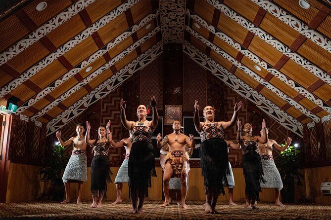 Te Puia: Te P Indigenous Evening Experience Combo - Practical Tips for Enjoying Your Evening at Te Puia
