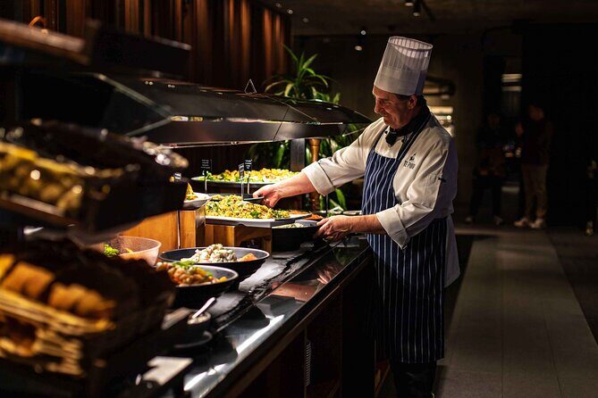 Te Puia: Te P Indigenous Evening Experience with Dinner - Geothermal Valley & Geyser Eruption: Nighttime Magic