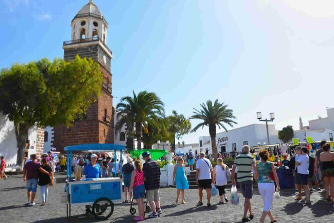 Teguise Market and La Graciosa Island Tour - Who Is This Tour Best For?
