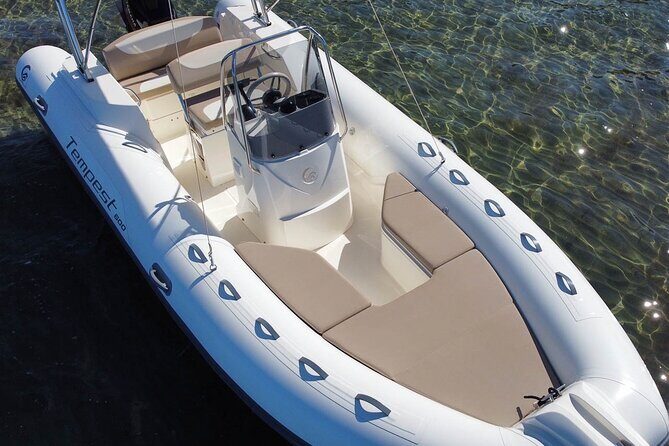 Tempest 600 Hair Rental in the Baunei Coast (max. 8 pax) - Discovering the Baunei Coast by Dinghy