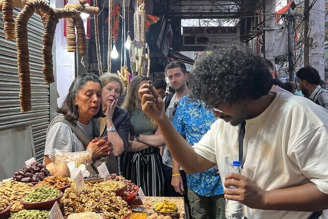 Temples and Bazars of Old Delhi Heritage Walk Tour - A Walk Through Old Delhi’s Historic and Cultural Gems