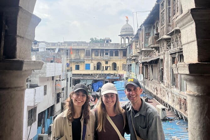 Temples and Bazars of Old Delhi Heritage Walk Tour - Practical Considerations and Tips