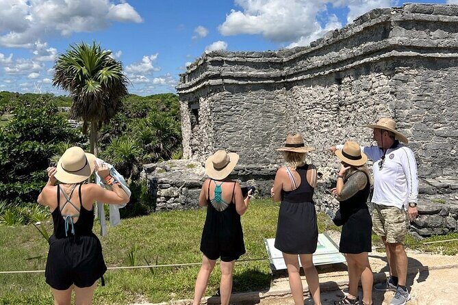 Temples in Tulum, Akumal Turtle Snorkeling and Dining Included - Key Points
