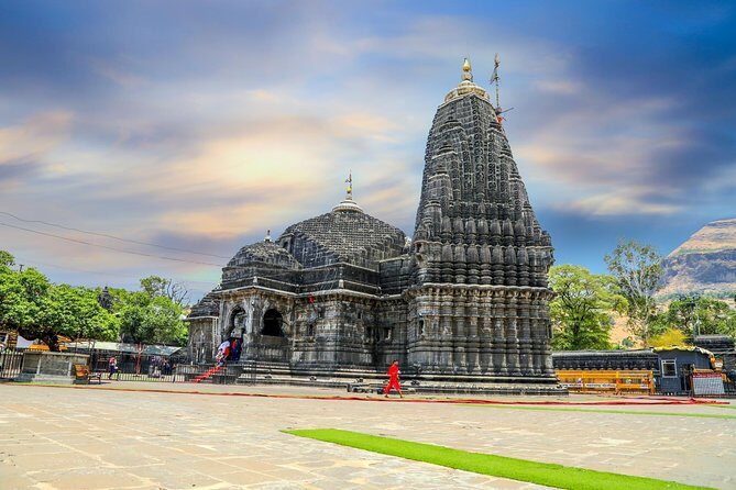 Temples & Vineyards: Private Tour to Nashik from Mumbai - An In-Depth Look at the Tour Experience
