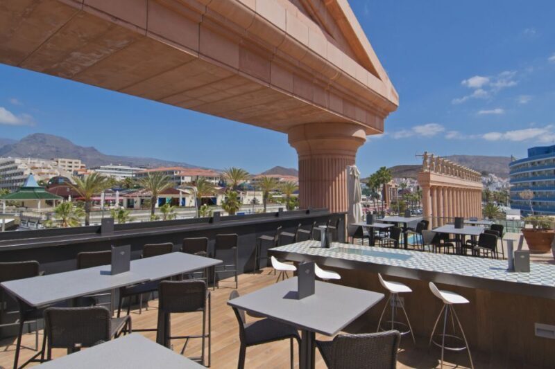 Tenerife: Hard Rock Cafe Set Menu Lunch or Dinner & Drink - Merchandise & Souvenirs
