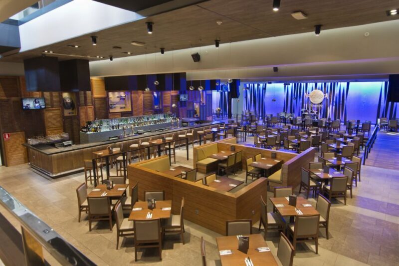Tenerife: Hard Rock Cafe Set Menu Lunch or Dinner & Drink - What the Reviews Say