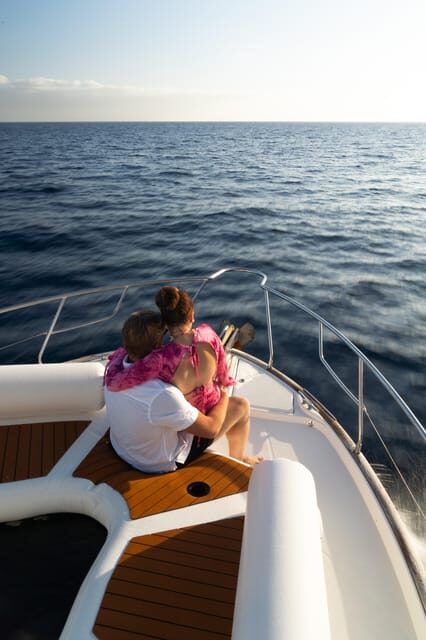 Tenerife: Private Luxury Yacht Sunset Cruise - Key Points