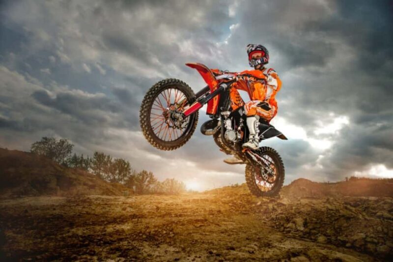 Tenerife: Ride through the mountains and on dirt tracks with an Enduro motorcycle. - Key Points
