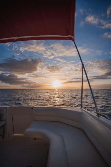 Tenerife: VIP Private Luxury 2 Hour Sunset Boat Charter - What to Expect on the Sunset Cruise