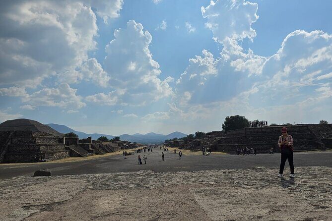 Teotihuacan and Basilica Guadalupe Private Car Tour - What’s Included and What’s Not
