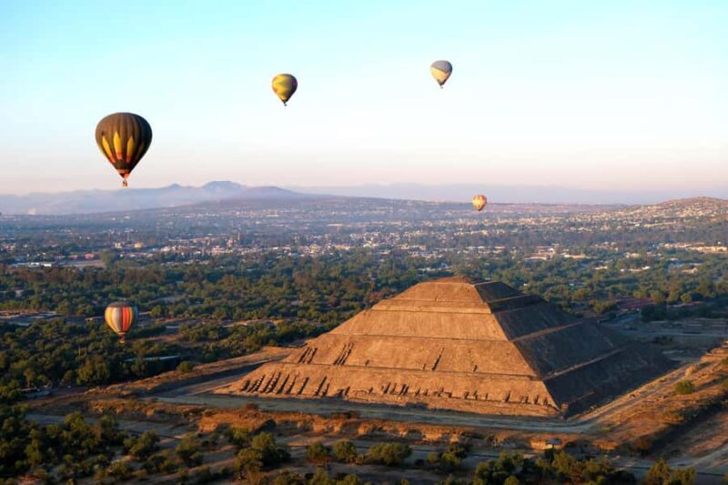 Teotihuacán: Exclusive Balloon Flight Just for You and Your Partner - An In-Depth Look at the Experience