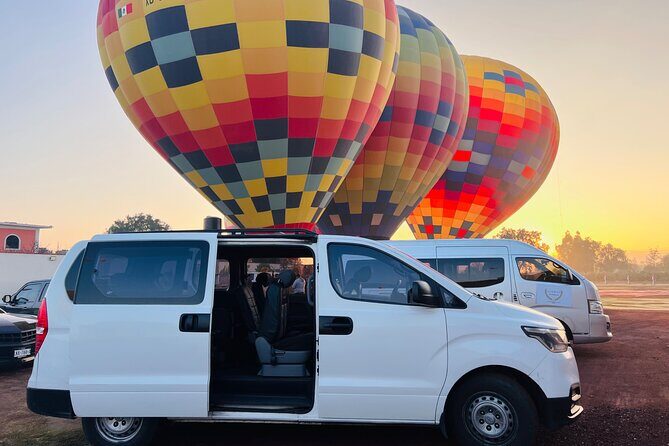 Teotihuacán in a hot air balloon with Transportation from CDMX - Key Points
