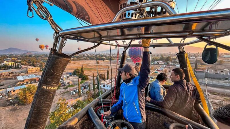 Teotihuacan: Private Balloon Flight with optional Transfer - Key Points