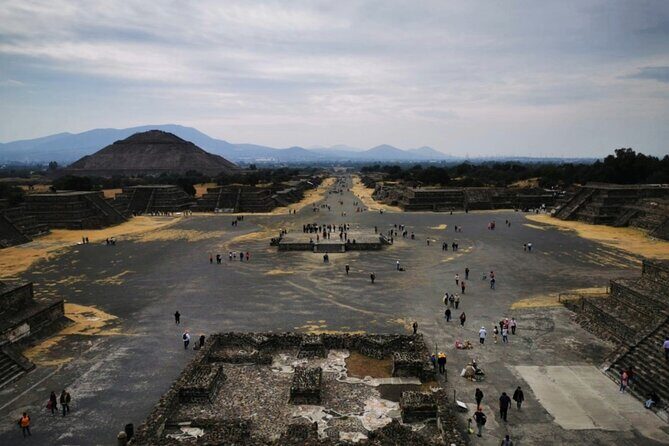 Teotihuacan Pyramids Adventure with Historic Center Exploration - Analyzing the Price and Overall Value