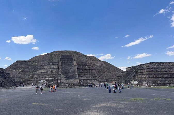 Teotihuacan Pyramids and Cueva Experience from Mexico - FAQ