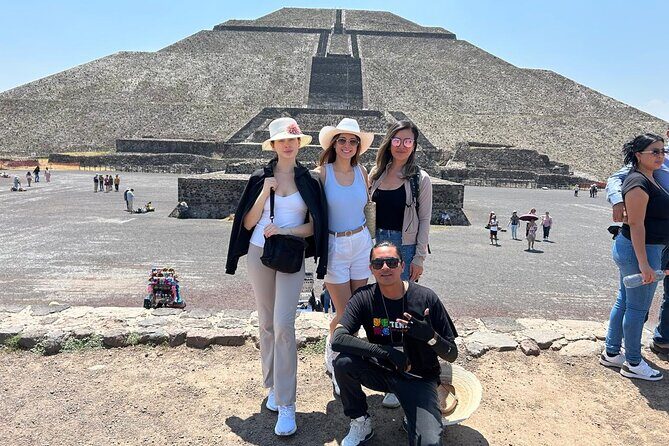 Teotihuacan : Pyramids and Sacred Caves with Expert Guide - The Guide’s Role and Reviews