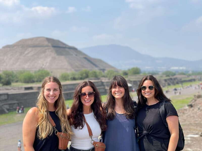 Teotihuacan Pyramids & lunch at my Grandma's house - What Makes This Tour Stand Out