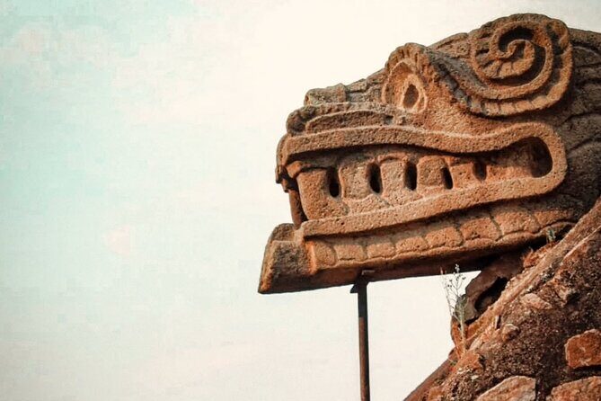 Teotihuacan Pyramids Private Guided Trip Meet at the Site - In Closing