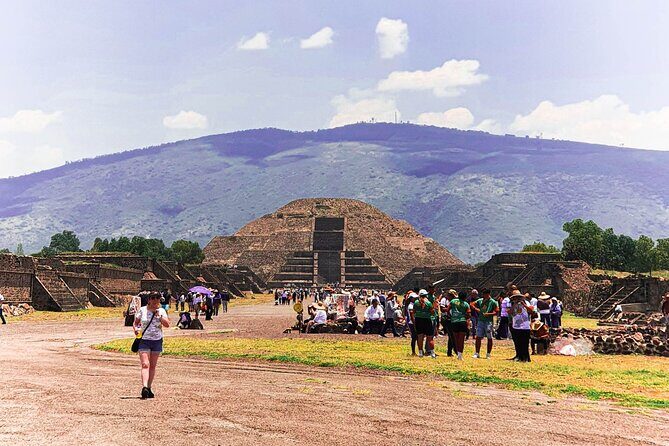 Teotihuacán Pyramids Tour, Guadalupe Sanctuary and 3 cultures - Exploring Mexico’s Ancient and Contemporary Heritage: A Review of the Teotihuacán Pyramids, Guadalupe Sanctuary, and 3 Cultures Tour