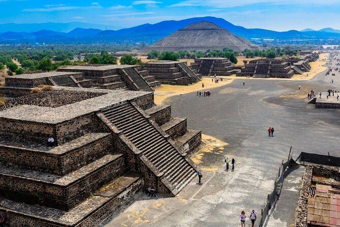 TEOTIHUACAN with a certified local guide -PRIVATE & SHARED OPTION - The Itinerary: What to Expect