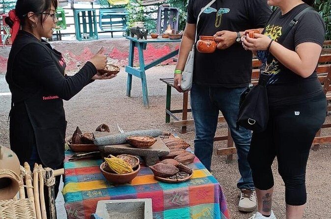 Teotihuacan with guide + Breakfast in LA CUEVA + Transportation from CDMX - FAQs