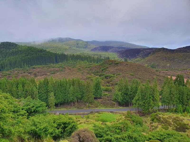 Terceira Island: Mistérios Negros & Mist. Novo Hike w/picnic - Who Should Consider This Tour?