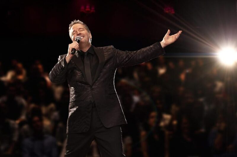 Terry Fator: One Man, a Hundred Voices, a Thousand Laughs! - The Experience: What to Expect from the Show
