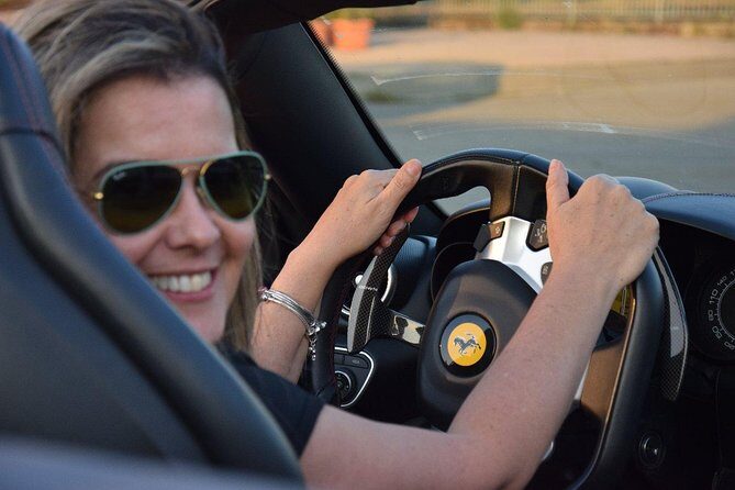 Test Drive in Maranello Ferrari California T 560cv - Key Points