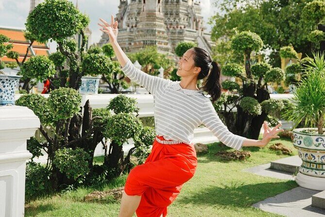 Thai Dance Class at Wat Arun - A Deep Dive into the Experience