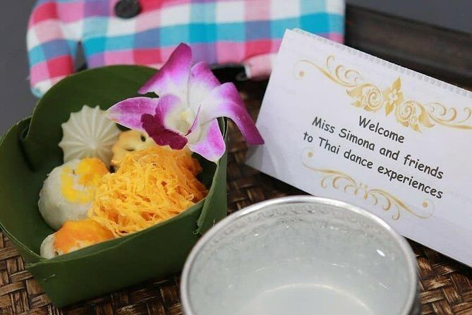 Thai Dance Class at Wat Arun - What Past Participants Say