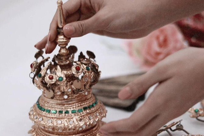 Thai Dance Class at Wat Arun - Who Should Book This Experience?