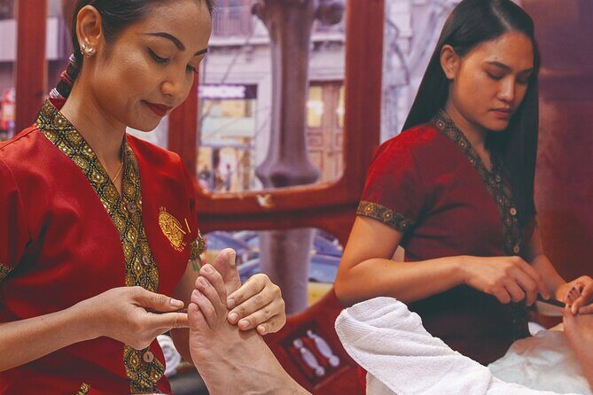 Thai Foot and Legs Massage of 30 min at THAI MASSAGE ALURA - Setting and Location