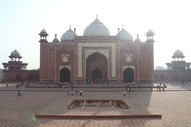 Thanks giving Delhi Agra Taj Mahal Tour - Who Should Consider This Tour?