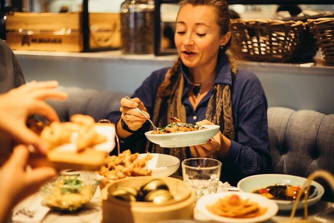 The 10 Tastings of Hong Kong With Locals: Private Street Food Tour - What Makes This Tour a Good Deal?