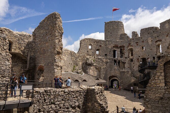 The 3 Largest Eagles' Nests Castles, Full-Day Tour from Krakow - Olsztyn Castle: The Most Fascinating Ruins with Archaeological Discoveries
