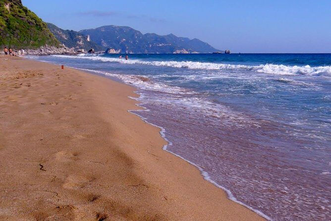 The Amazing Glyfada Beach - The Amazing Glyfada Beach: A Relaxing Day in Corfu