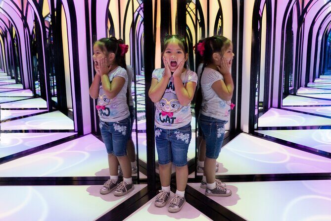 The Amazing Mirror Maze with Escape Room - Who Will Enjoy This?