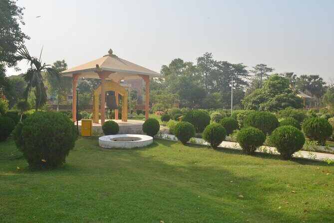 The Ancient Wonders of Nalanda & Rajgir Day Trip From Bodhgaya - Transition to Rajgir