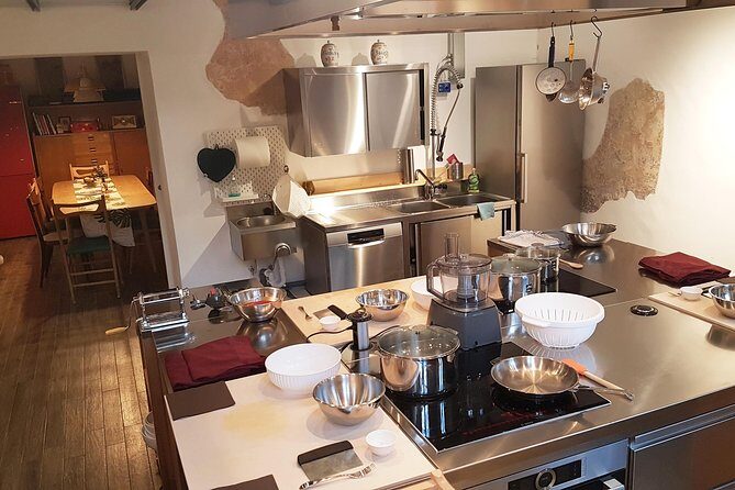 The Art of Making Pizza-Cooking Class in Unique Location with Italian Pizzachef - FAQs About the Milan Pizza Class