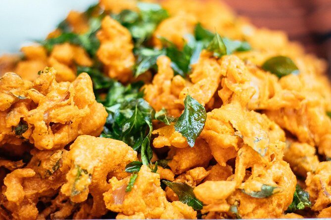 The Award-Winning PRIVATE Food Tour: 10 Tastings of 3 Cultures - In-Depth Breakdown of the Itinerary