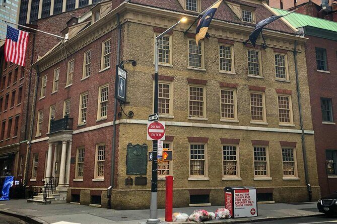 The Battery: A Self-Guided Audio Tour from Bowling Green Park to Stone St - Is This Tour Right for You?