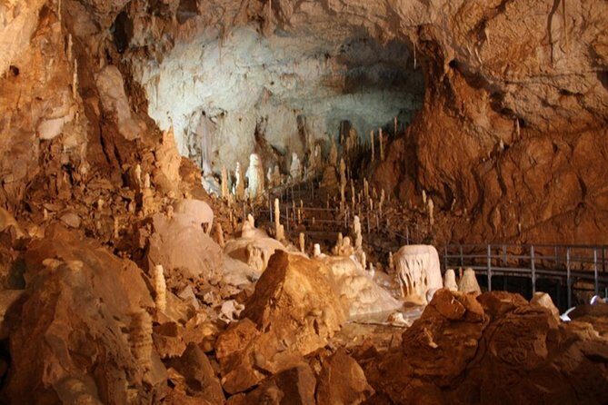 The Bear's Cave - One-Day Air conditioned car Tour from Oradea - What Reviewers Say