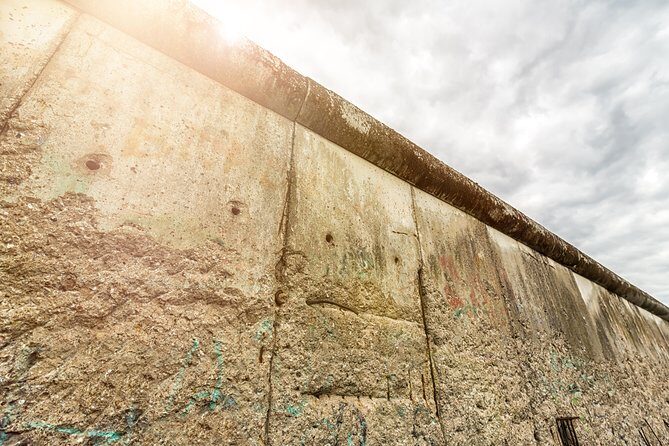 The Berlin Wall / Cold War Berlin (Private 3 Hours Walking Tour) - Detailed Breakdown of the Tour