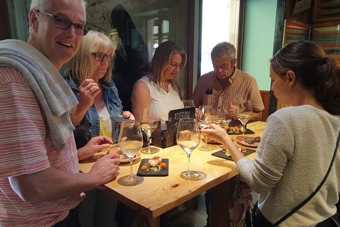 The Best Gourmet Experience and Pintxo Tour in San Sebastian - The Drinks and Atmosphere