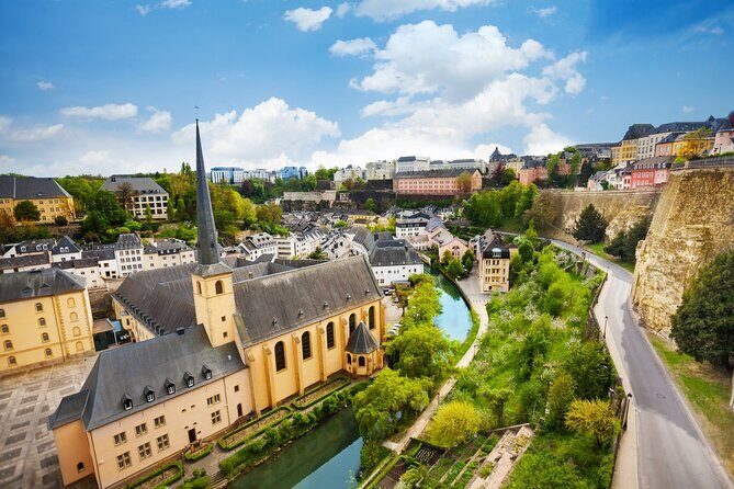 The Best of 3 Hours Walking Tour in Luxembourg - Practicalities: What to Expect